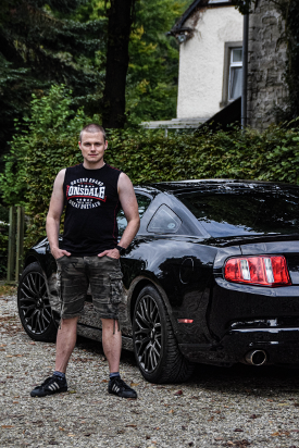 René Knipschild mit seinem Mustang GT V8